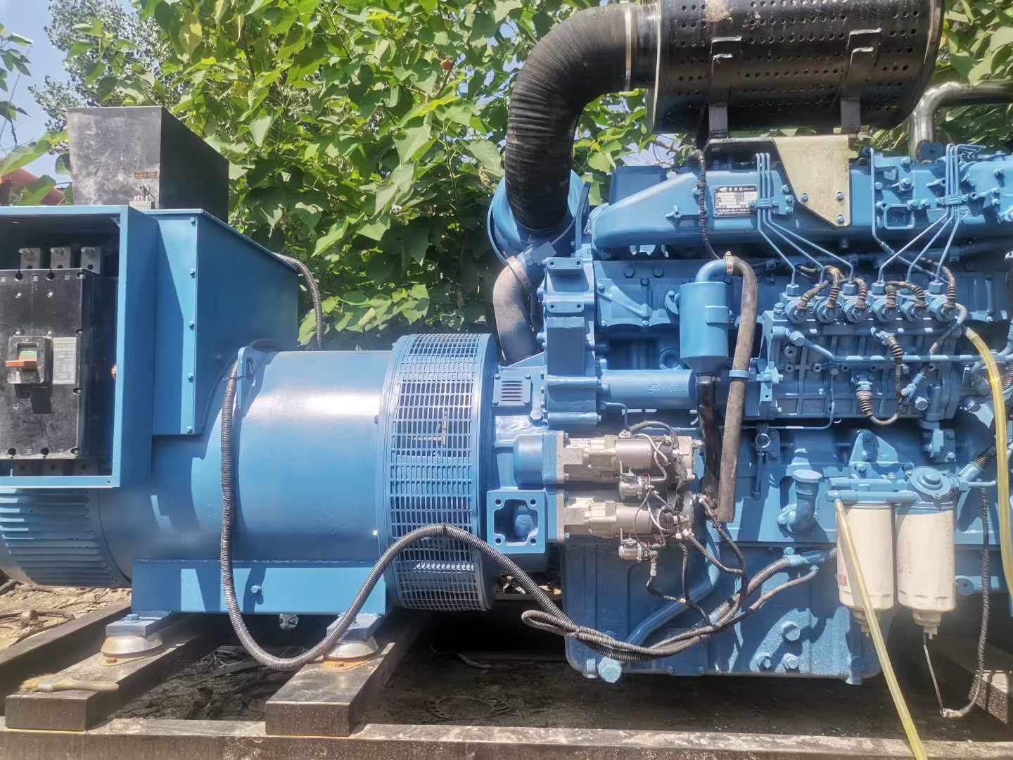 建水详细说明降低 800kW 柴油发电机输出电流波动的方法